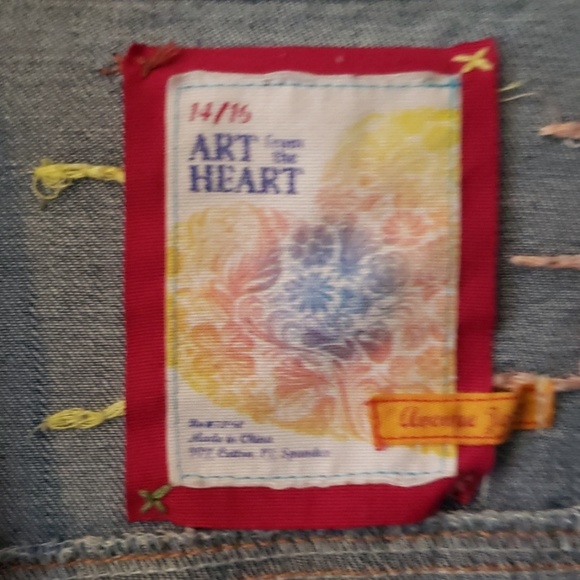 Unique Jean jacket - Picture 4 of 7